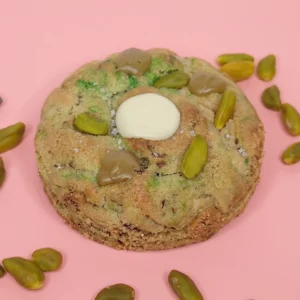 Cookie signature à la pistache inspiré du style Dubaï